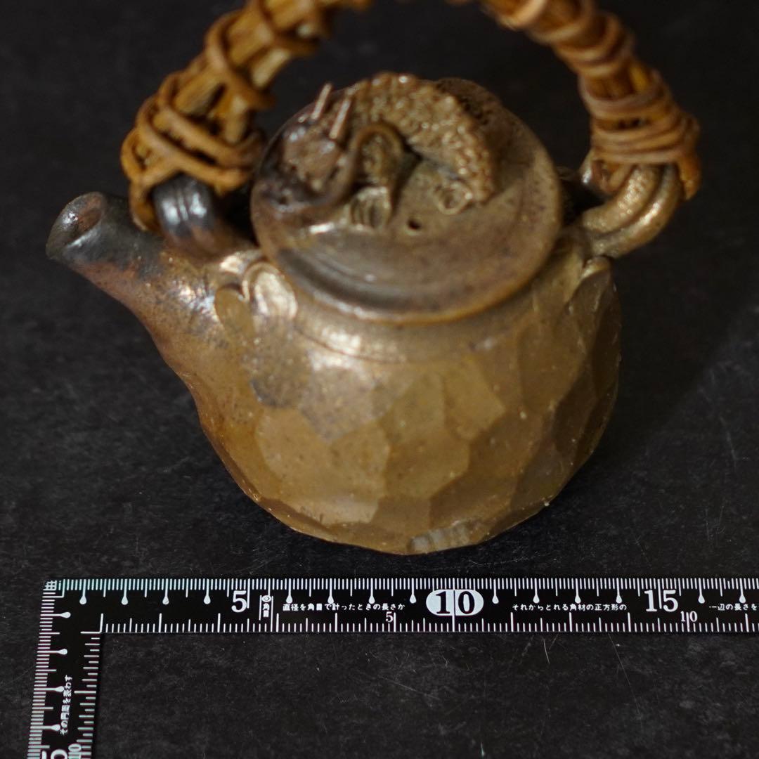 SNT727 備前焼 竹内靖之 造 龍摘み 籐手付き 面取り 土瓶 煎茶道具