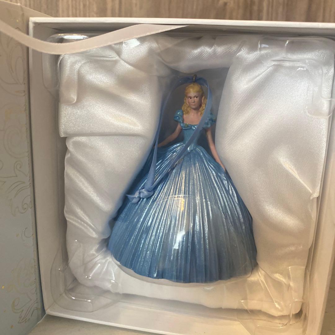 日本未発売 ☆激レア】ディズニー シンデレラ オーナメント ピンバッジ