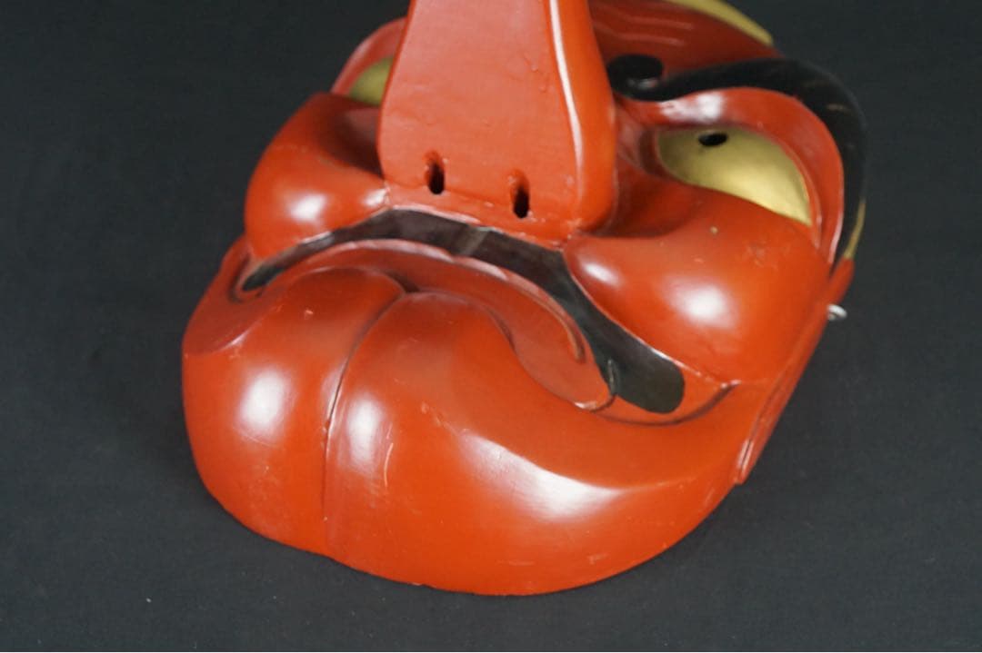 天狗面 木彫一刀彫 時代物 壁掛け 漆塗 縁起物 天狗