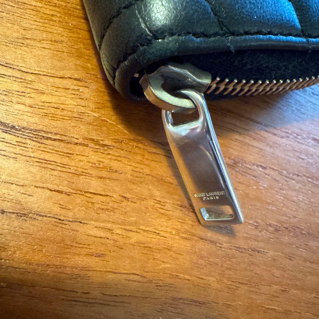 サンローラン　ルル パース　ケース　ラウンドファスナー　ブラック