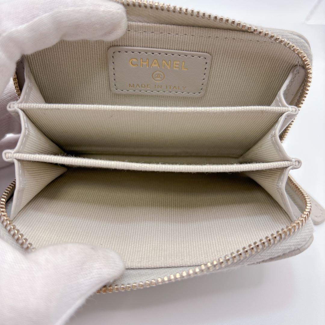 レア色！ ほぼ未使用 シャネル マトラッセ ココマーク ジップパース