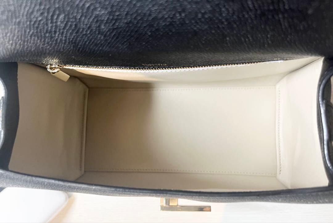 こそ★【ほぼ未使用】valextra イジィデ ミディアム ブラック