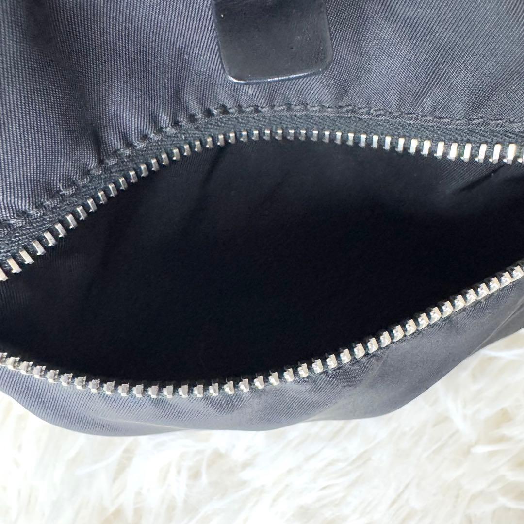 プラダ ミニボストン ハンドバッグ 三角ロゴ y2k レザー ナイロン 黒