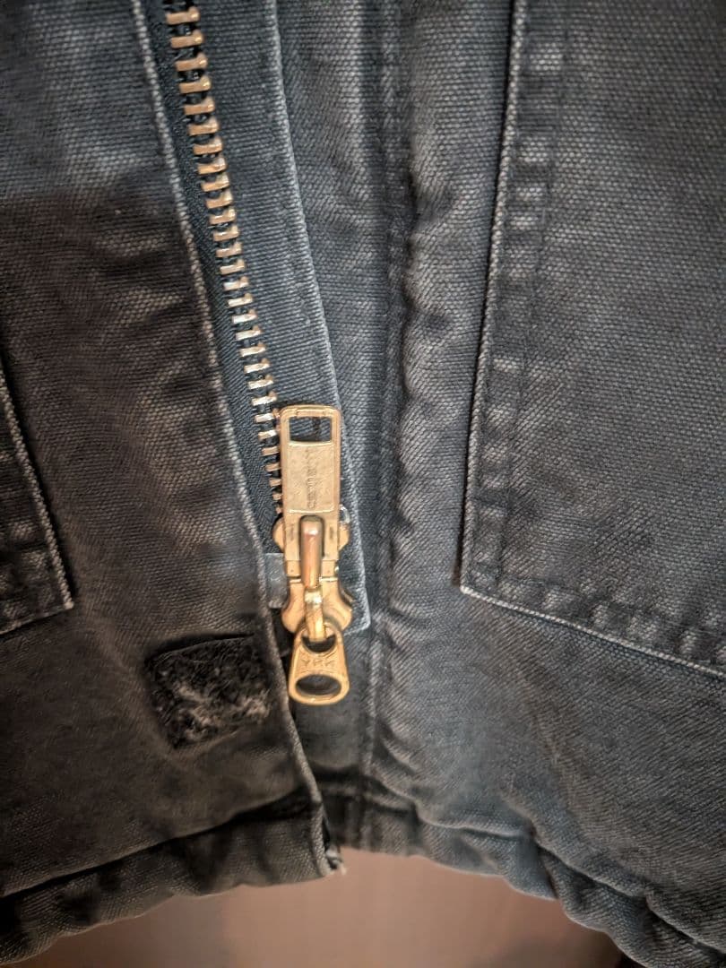 Carhartt トラディショナルジャケット 企業ロゴ