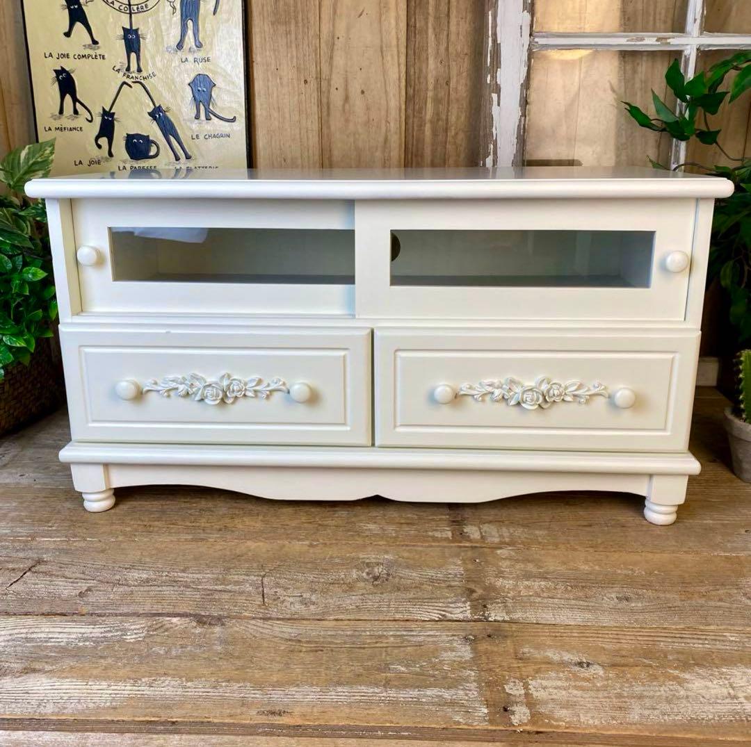 フレンチカントリー北欧調ホワイトガラステレビ台サイドボード飾り棚