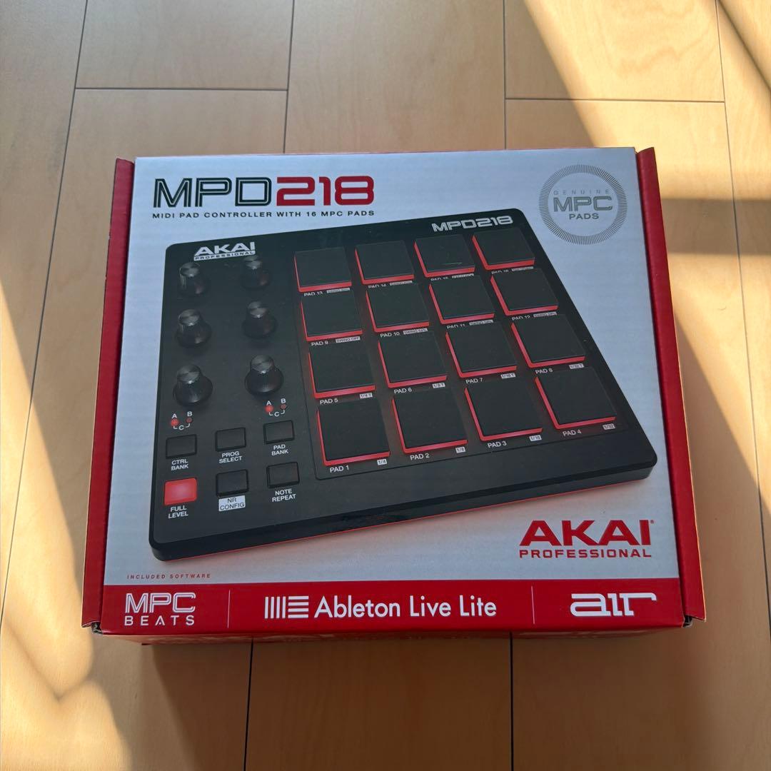 AKAI MPD218 MIDIパッドコントローラー - メルカリ