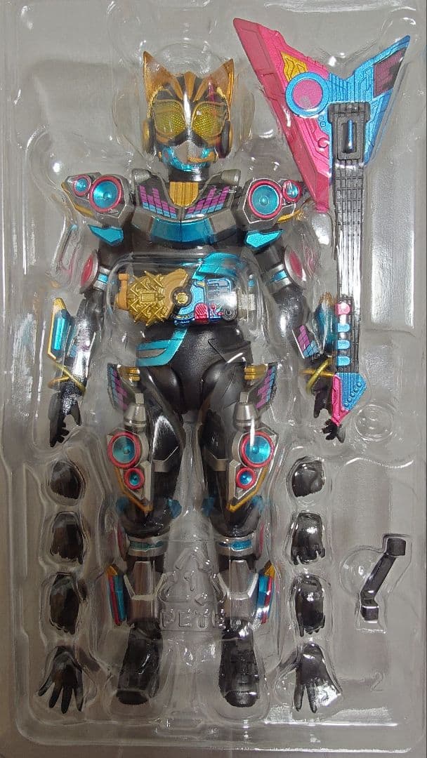 S.H.Figuarts 仮面ライダーギーツ ブジンソード(布マント)等 9体