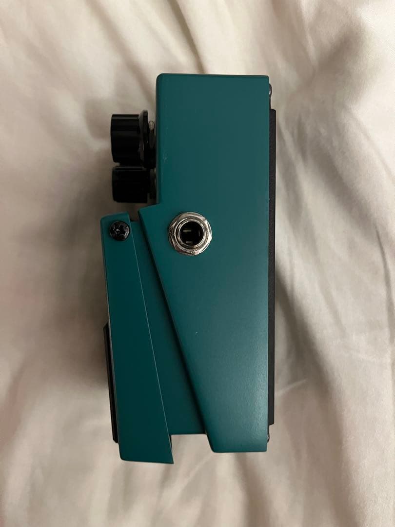 BOSS Tremolo TR-2 エフェクター