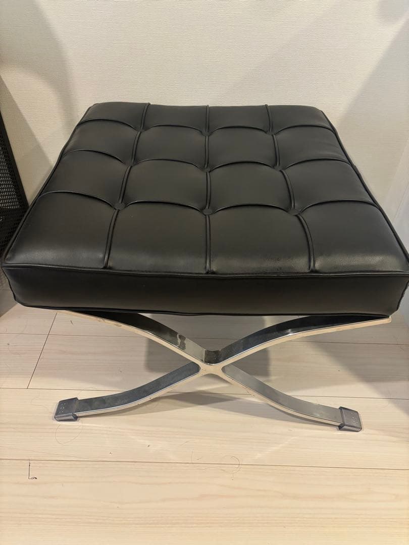 ミースファンデルローエバルセロナスツールチェアKnoll / ノル　リプロ