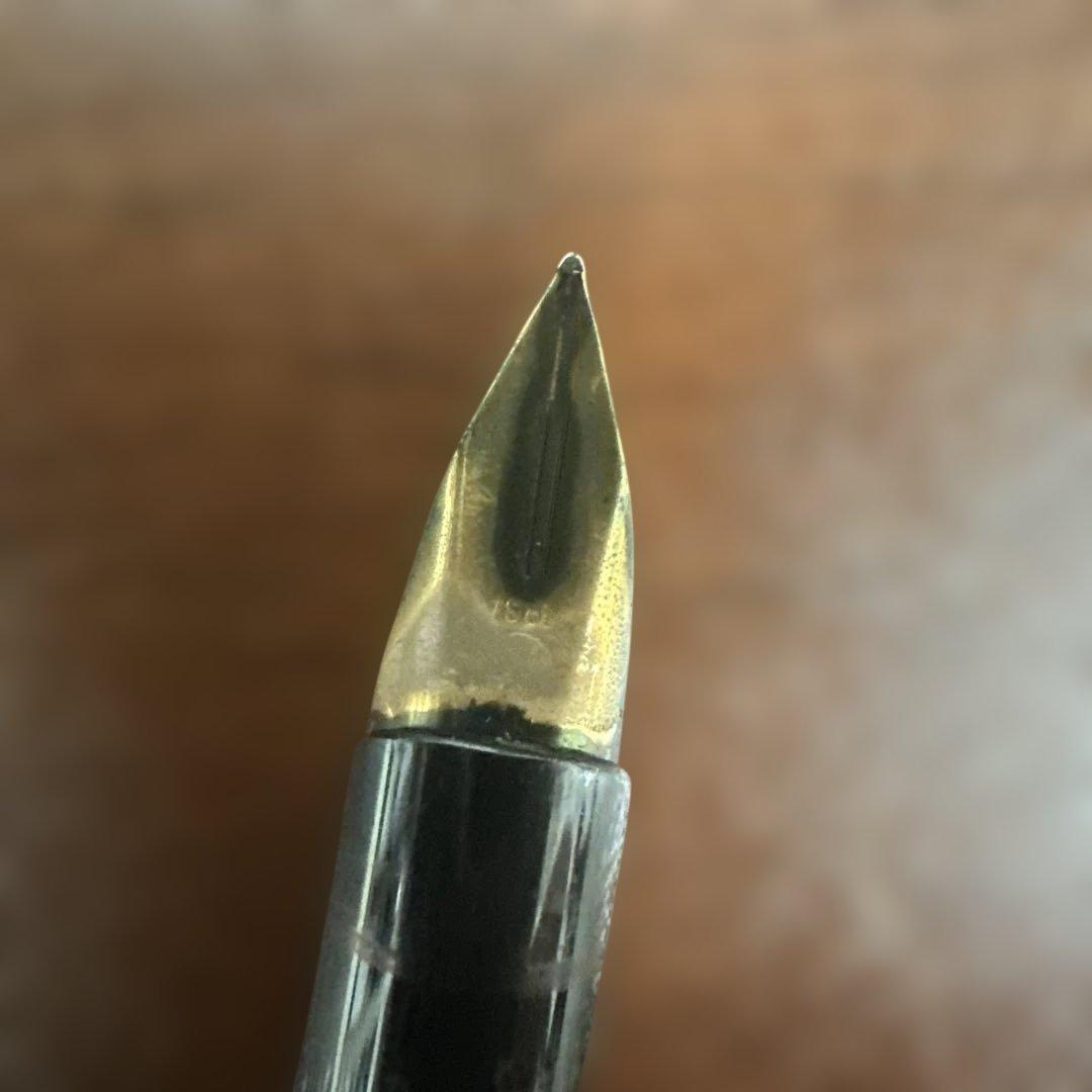 ☆希少925刻印☆デュポン万年筆 ゴールドラインモデル 高級筆記具