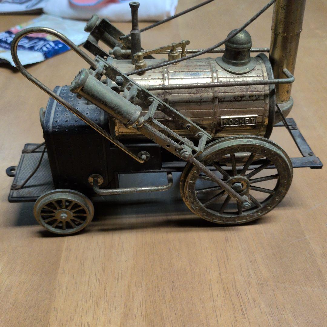 ロケット 蒸気機関車モデル 約30cm｜Amazon.co.jp: スティーブンソン