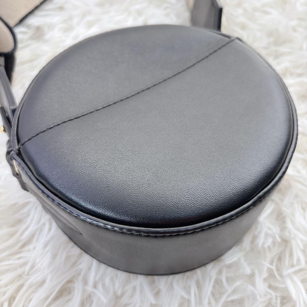 Stella McCartney ラウンドロゴ ミニショルダー ブラック