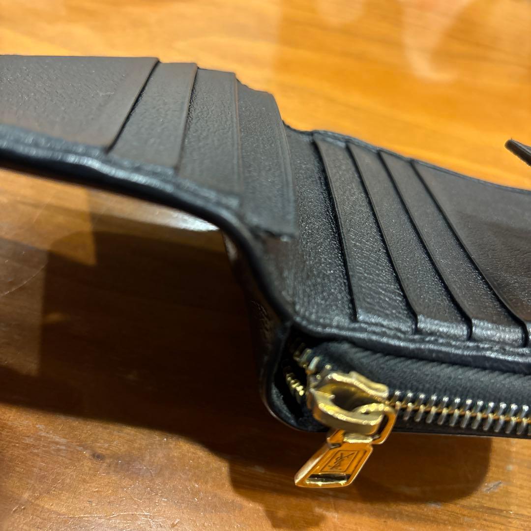 YSL 二つ折り財布 黒 レザー