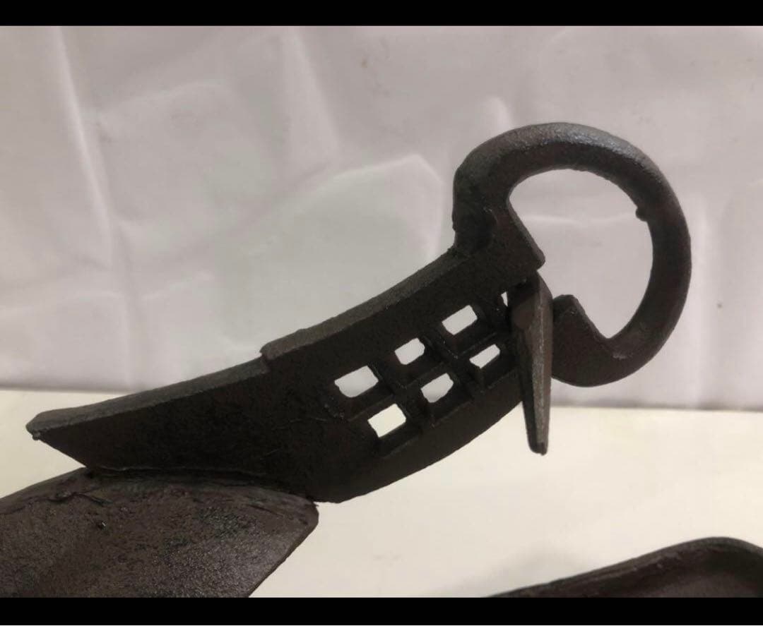 鉄製 アイアン 鎧 あぶみ 馬具 花器 左右セット