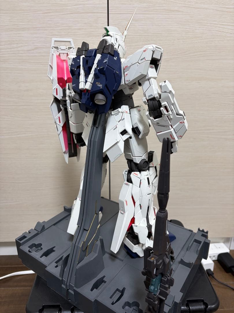 バンダイPG RX-0 ユニコーンガンダム 1/60LEDユニット完成品