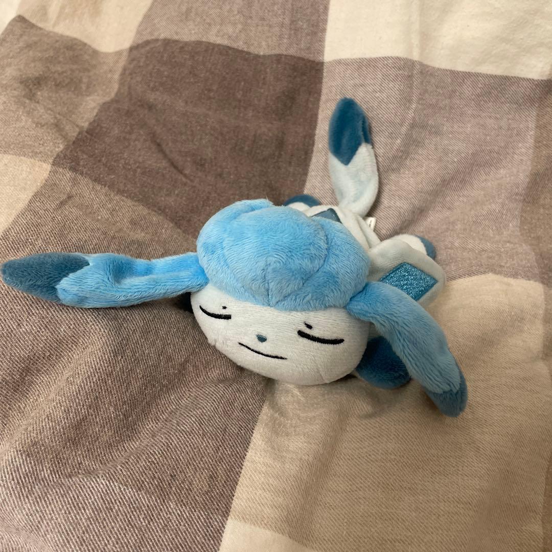 ポケモンセンター限定　ポケモン　くったりぬいぐるみ　ブイズ　ブラッキー　エーフィ