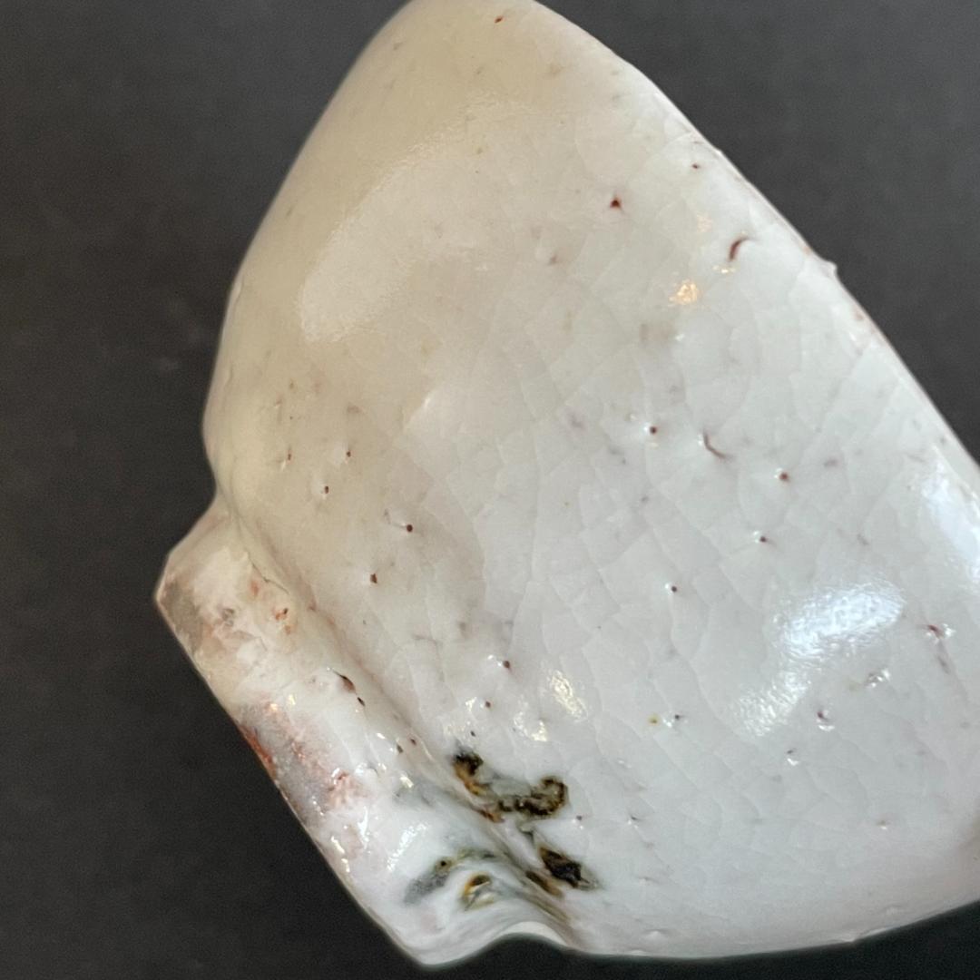 人間国宝 荒川豊蔵 水月窯 虎渓山 志野 美濃焼 酒盃 猪口 ぐい呑 ぐい飲