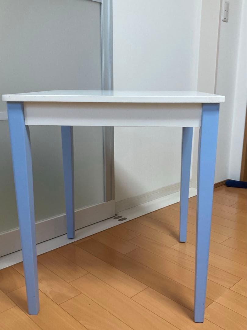 ☆ダイニングテーブル60×60×70　1～2人用☆