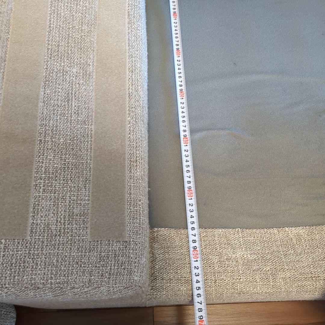 KEYUCA　ケユカ　ソファー　グレーベージュの2人掛けファブリックソファ