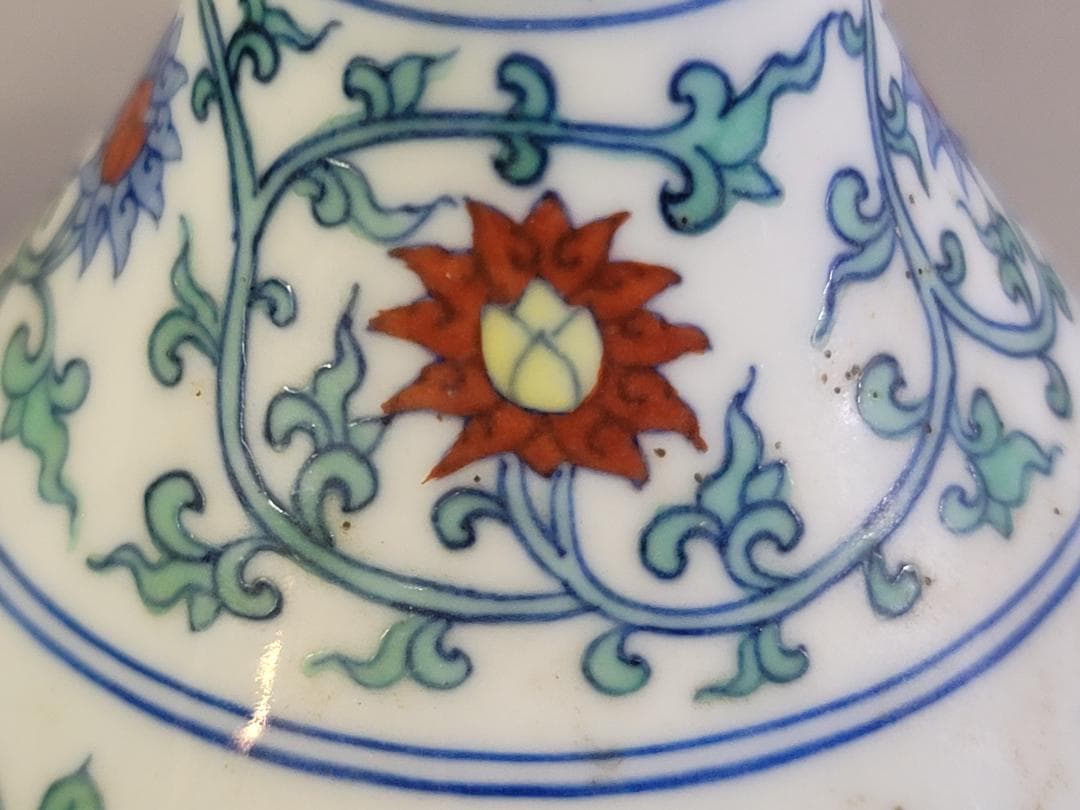 中国美術 色絵 花鳥模様 花瓶 高さ17.7cm DT402