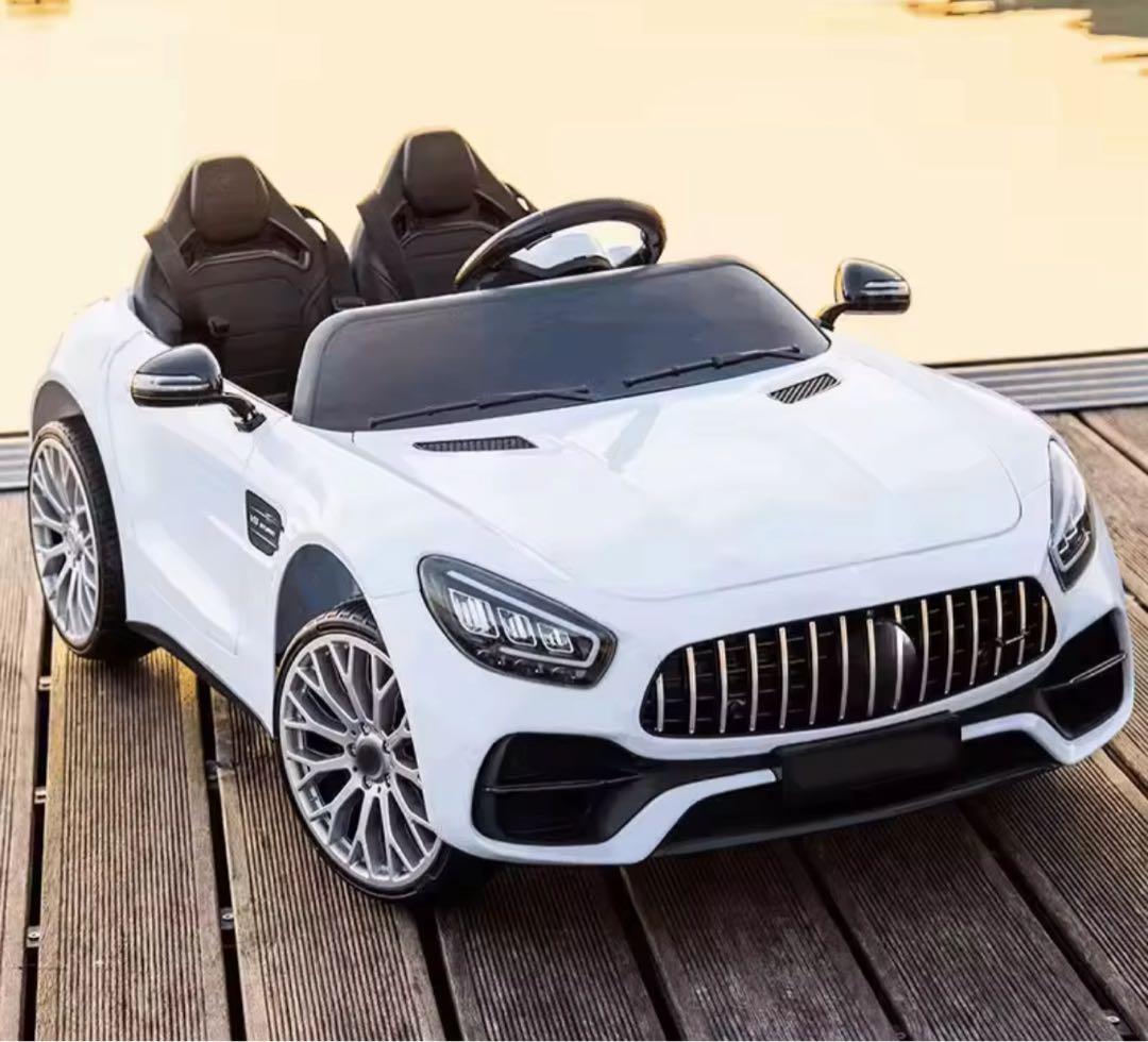 スポーツカー風ミニカー 2人乗り