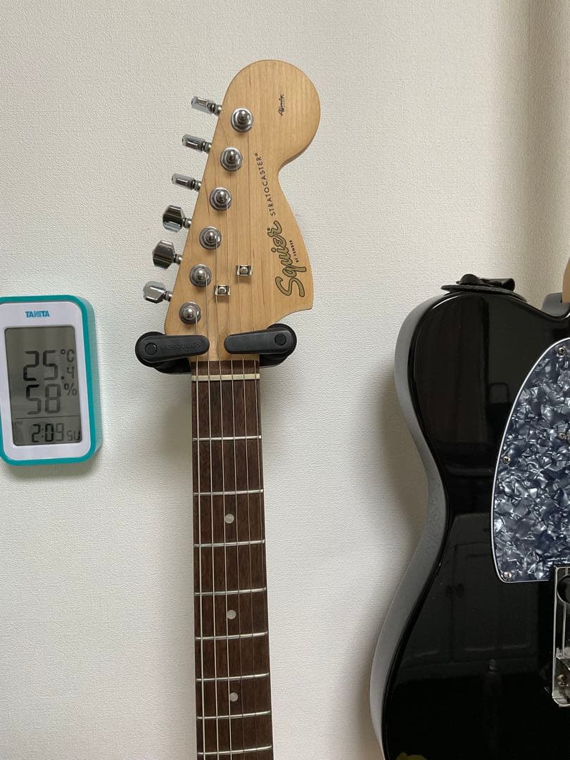 最終値下げ　Squire スクワイア　ストラト　ビンテージピンク　Fender