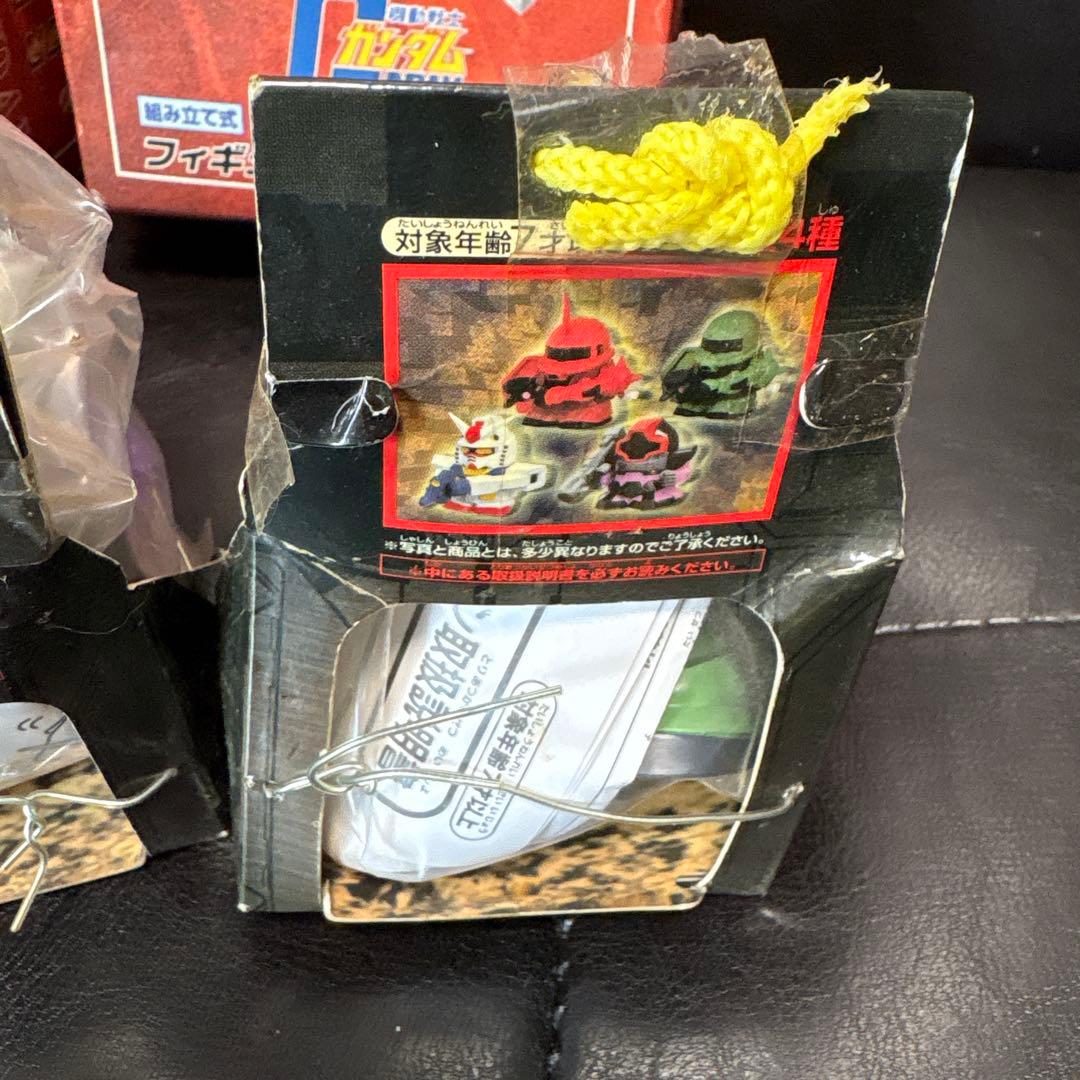 未開封　SDフラッシュアクション全4種類とフィギュアコレクション×2点