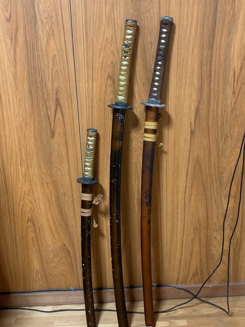 模造刀 居合刀3振りセット 大刀 脇差 パーツ取り 資料 まとめ売り