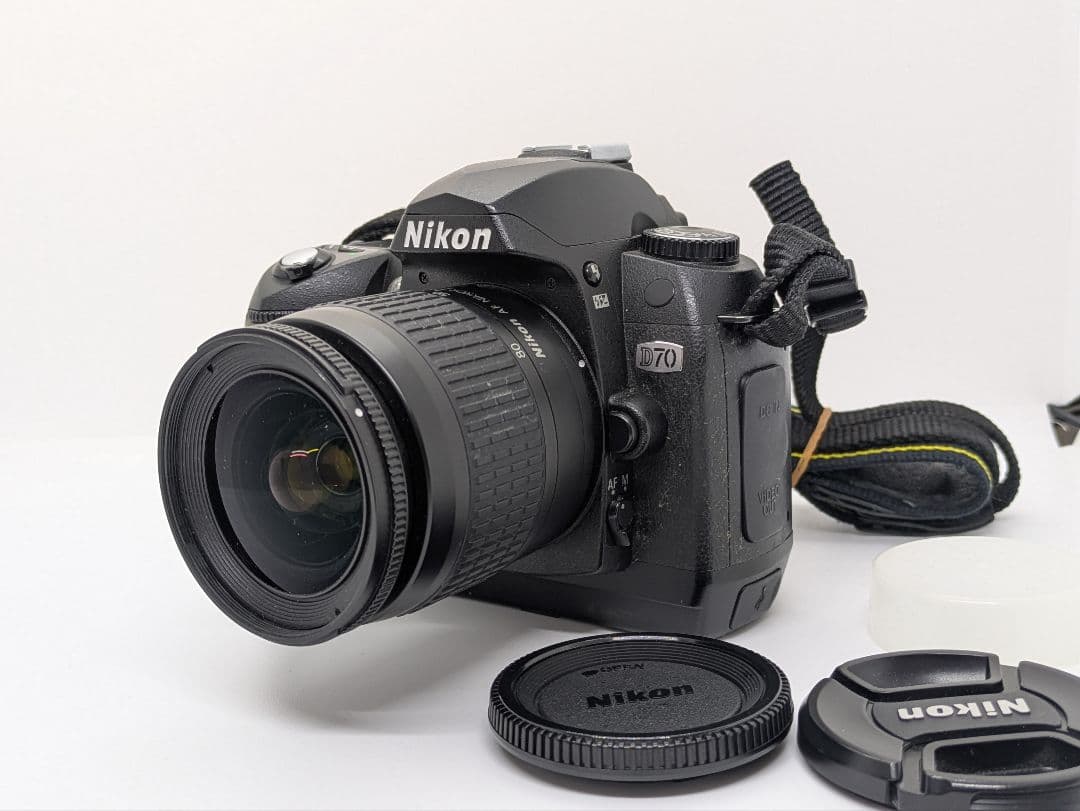 Nikon D70 + AF 28-80mm G レンズキット