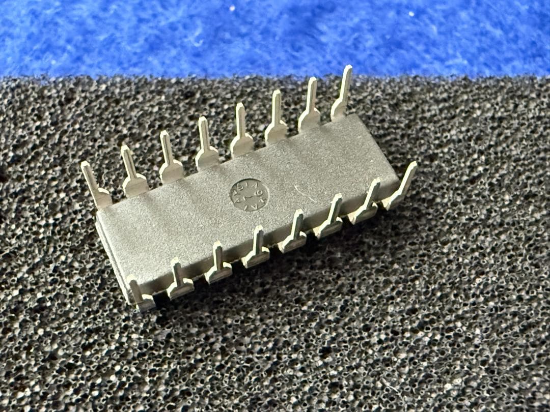 SSM2018P アナデバ　電圧制御アンプ <1> １個セット SSM2018P アナデバ 電圧制御アンプ <1> 1個セット