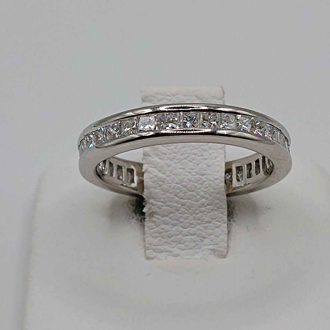 1カラット プリンセス フルエタニティ天然ダイヤモンドリングPt900