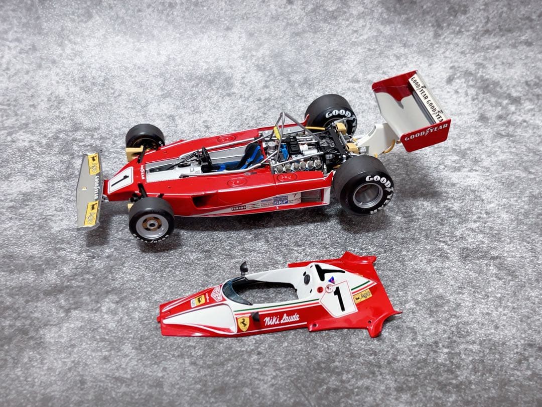 エグゾト 1/18 フェラーリ Tipo 312T2 ニキ・ラウダ