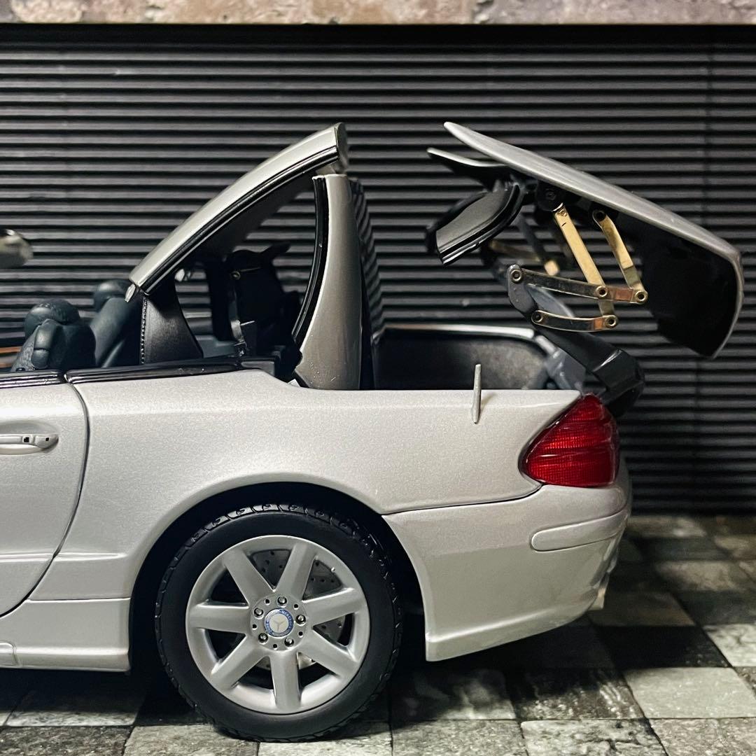 ディーラー特注 1/18 PMA メルセデス・ベンツ SL500 (R230)