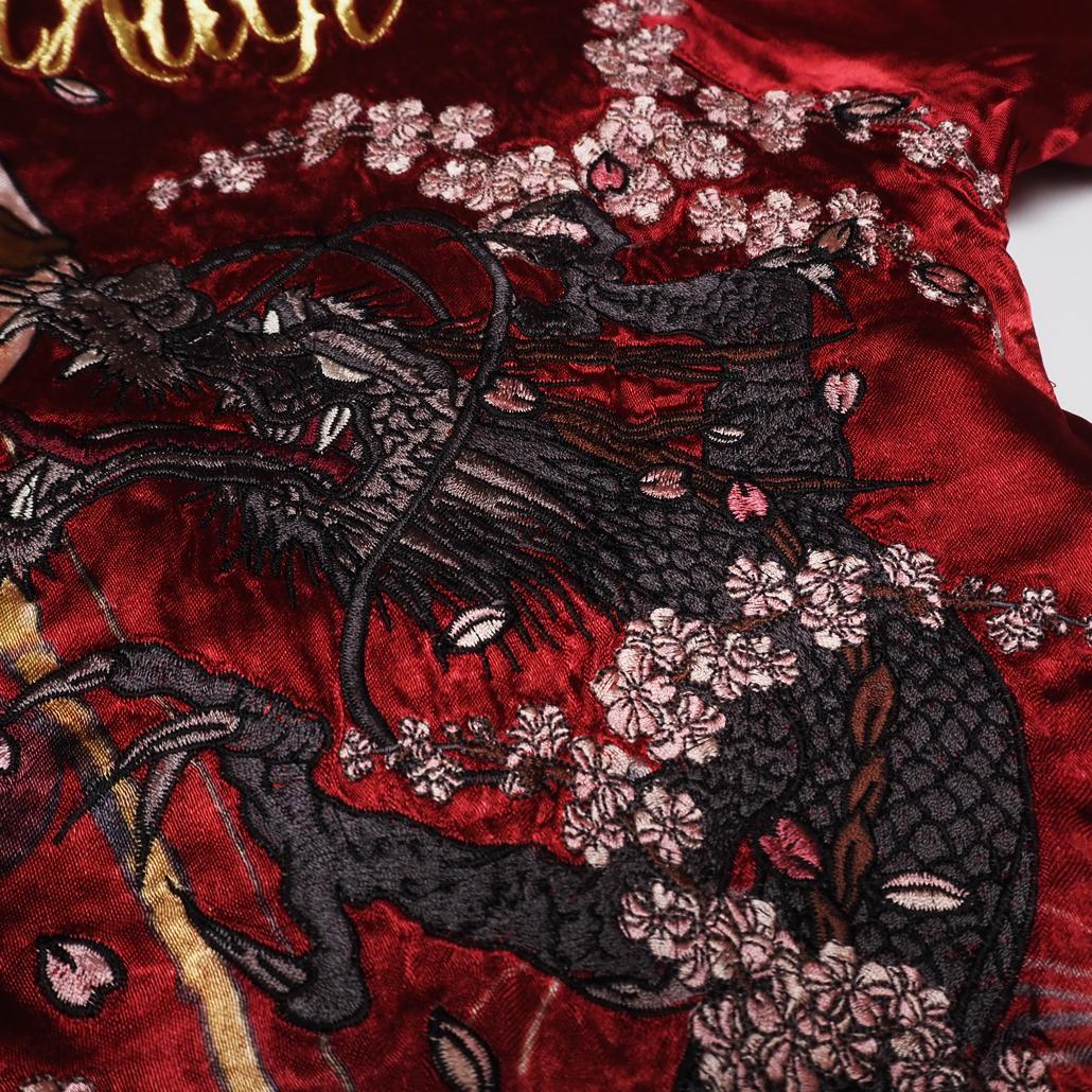 タグ付き未使用 艦これ 流儀圧搾 コラボ リバーシブルスカジャン 赤城 L