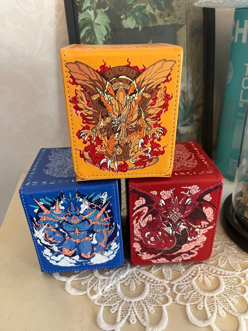 遊戯王 ディスプレイ付き デッキケース ラーの翼神龍 オシリス