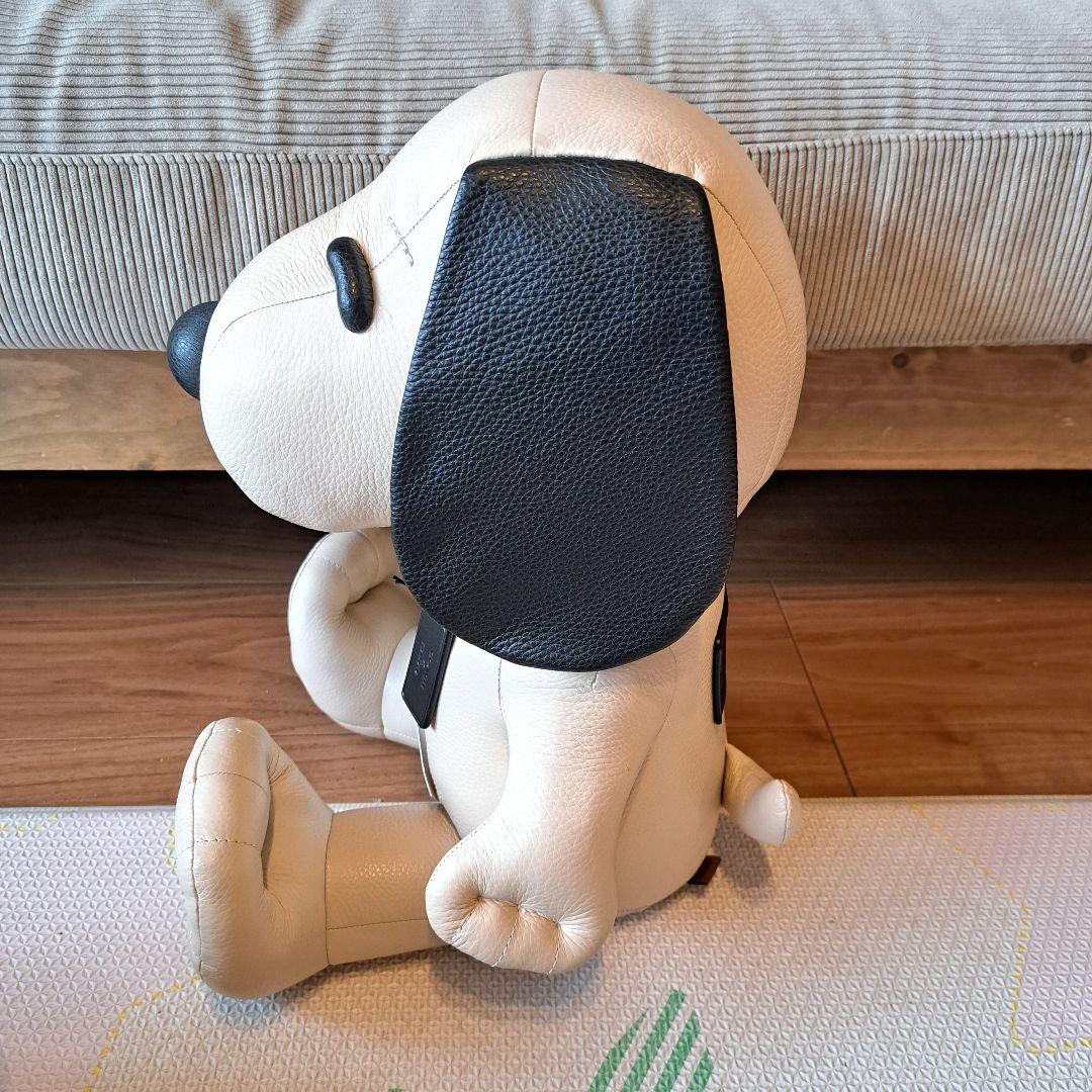 コーチスヌーピーぬいぐるみ革