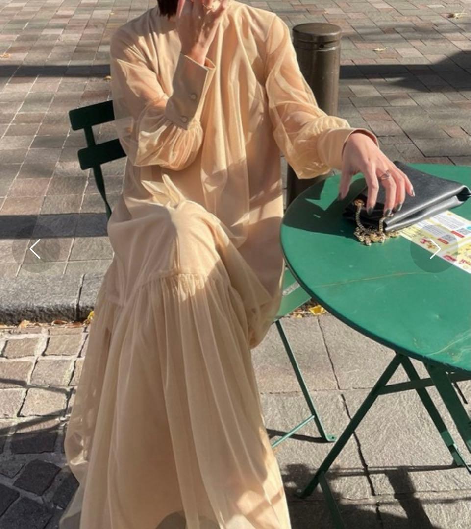 チュールハイネックワンピース　CAPRICIEUX LE'MAGE