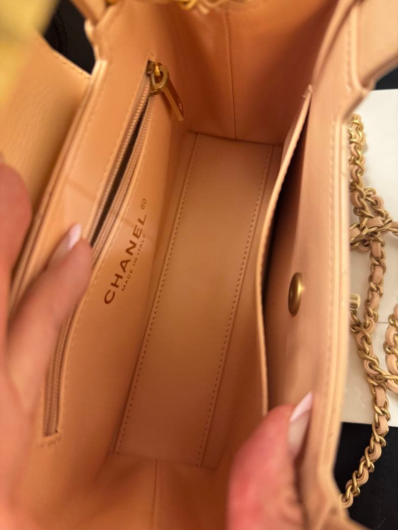 CHANEL ベージュ キルティング ハンドバッグ