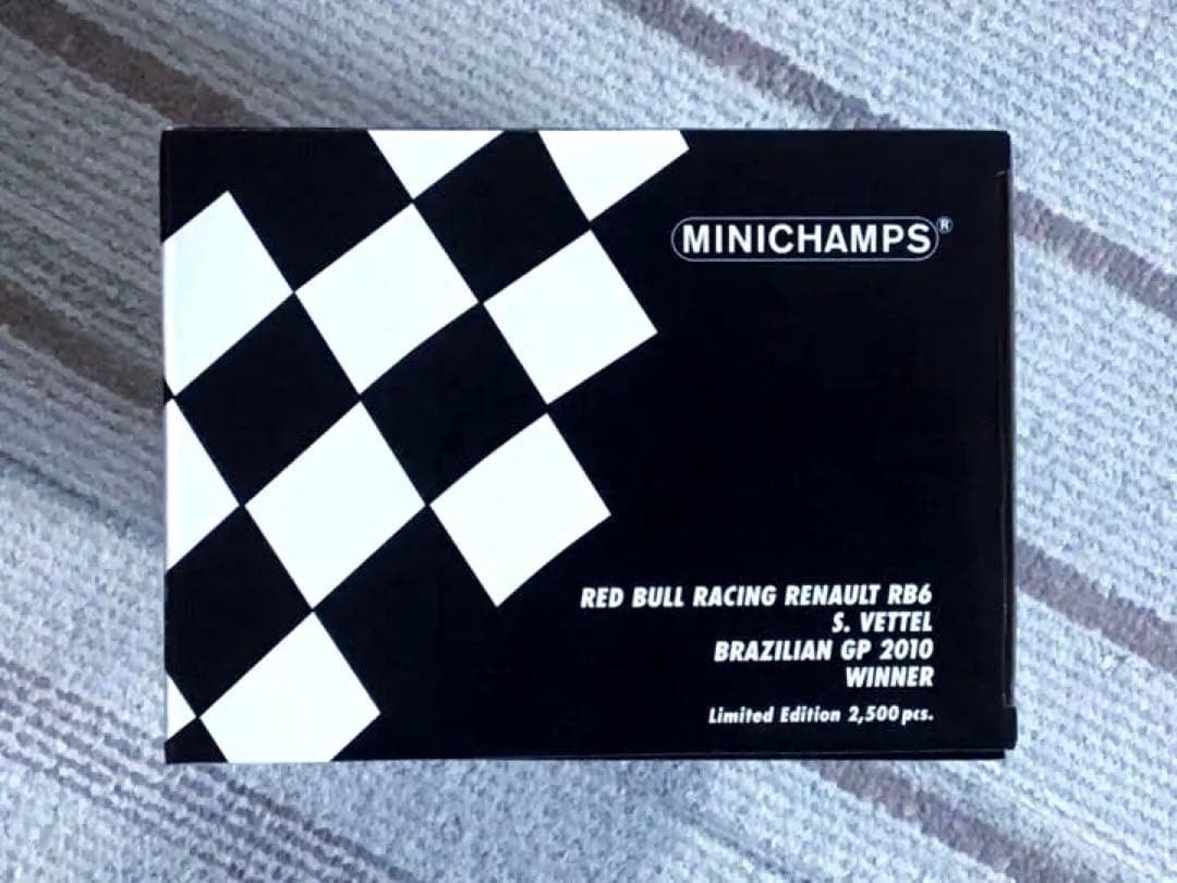 良状態 限定品 ミニチャンプス 1/18 レッドブル RB6 ベッテル