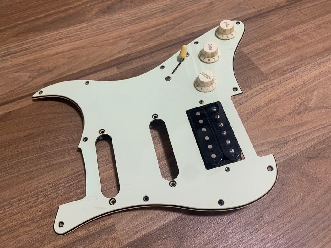 s*n様 bacchus ストラト 初期ロゴ 改造多数 - メルカリ