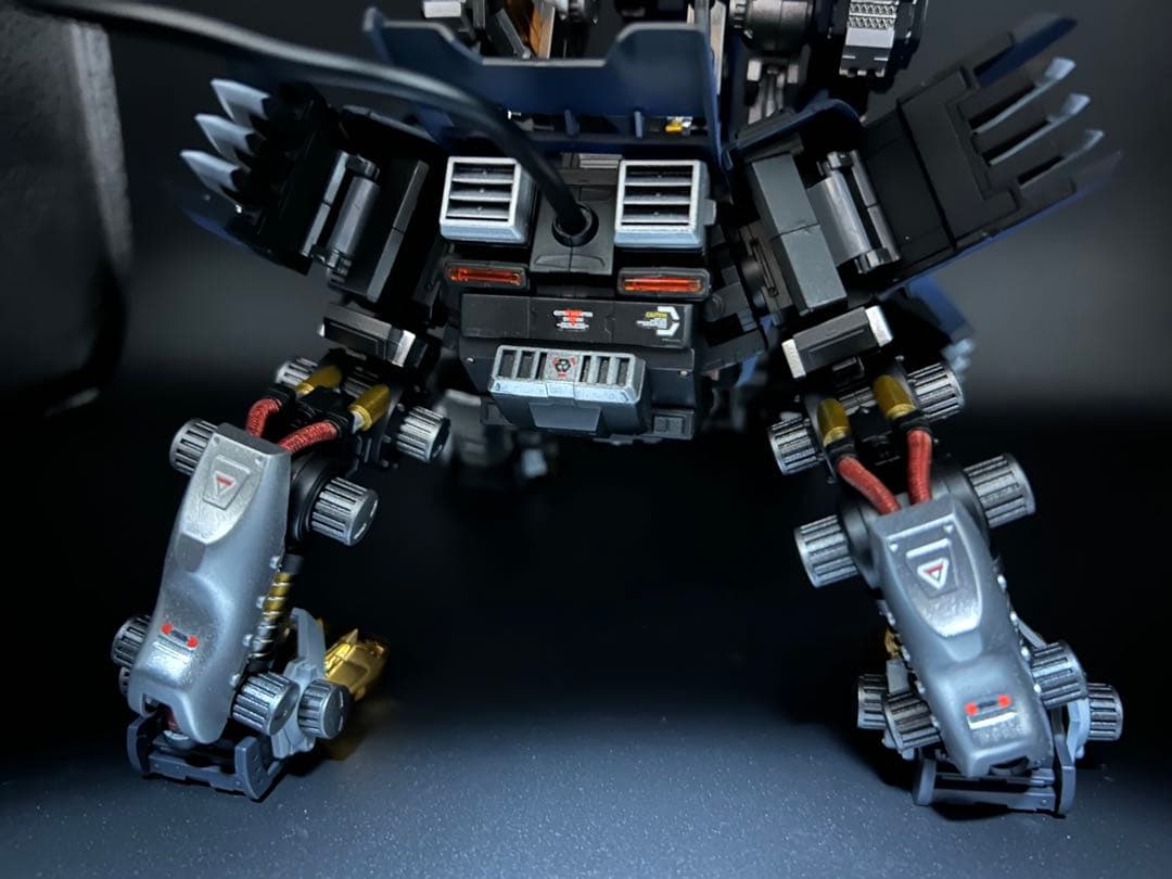 ゾイド　コトブキヤ　HMM ブレードライガーAB バン仕様風　メッキパーツ使用