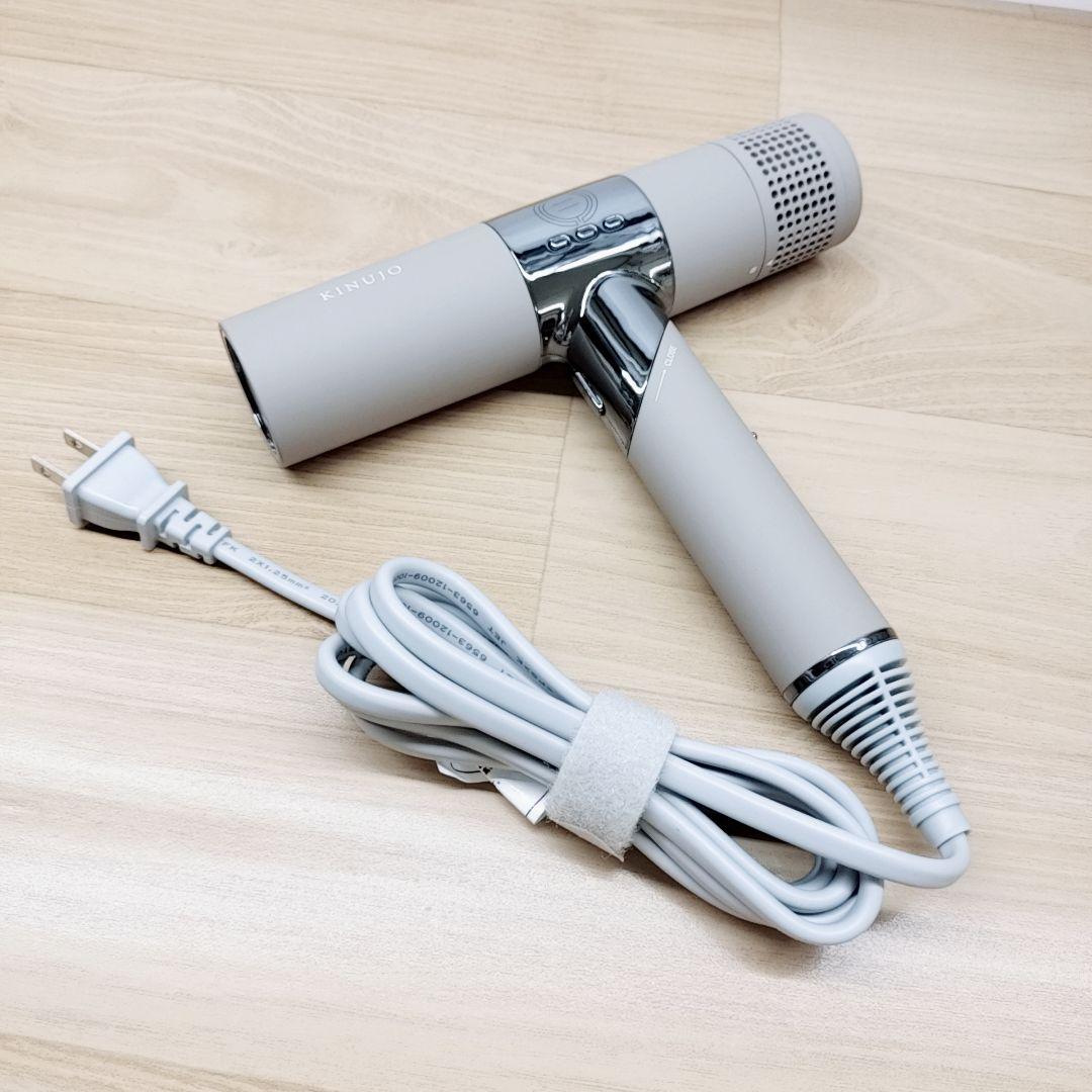 新品同様⚡️KINUJO 絹女 ドライヤー キヌジョ