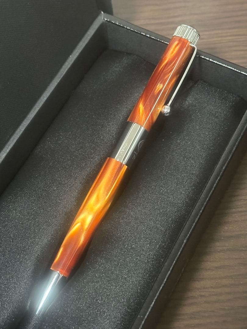 ロメオNo.3 イタリアンアンバー 細軸 romeo ボールペン