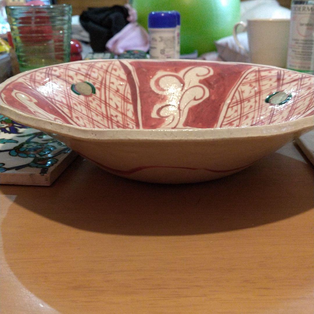 黒田拓実。吉祥赤絵、大皿