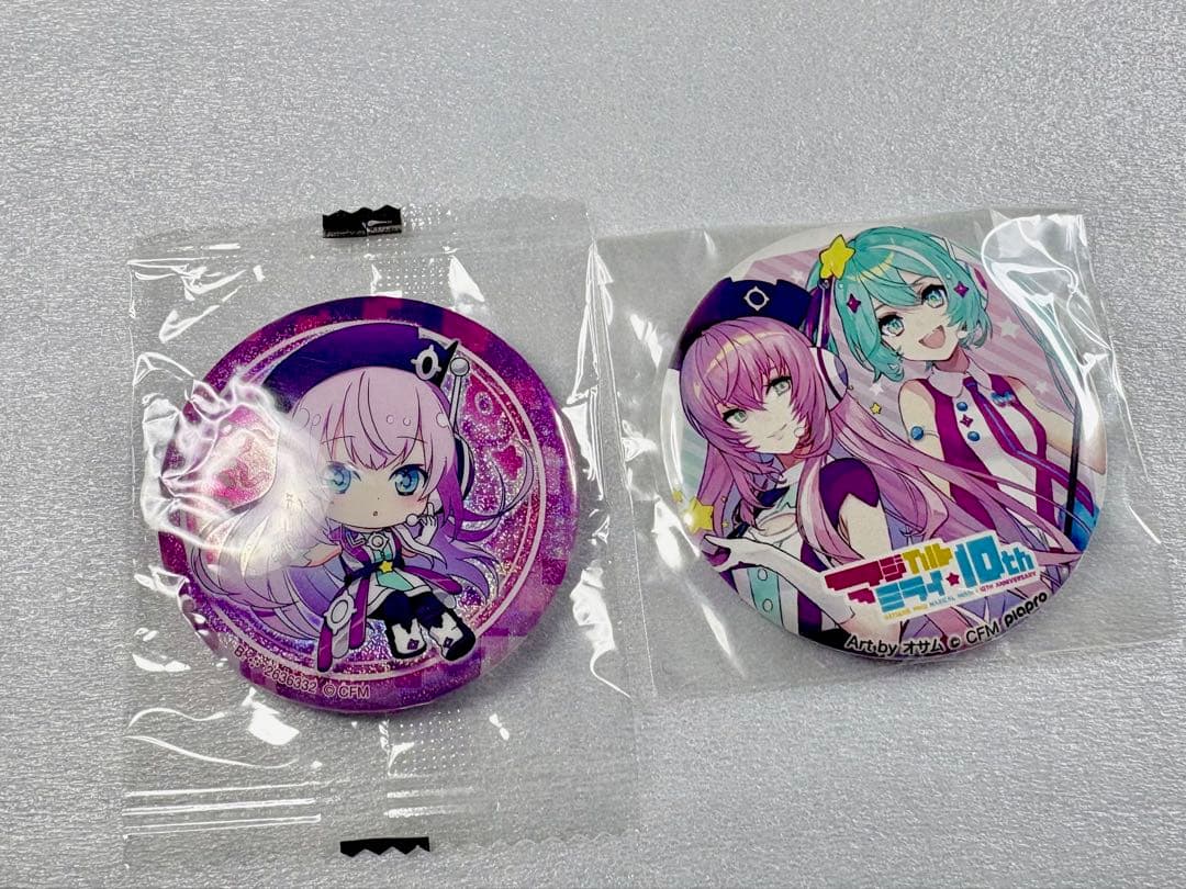 初音ミク マジカルミライ2022 缶バッジ2つセット - メルカリ