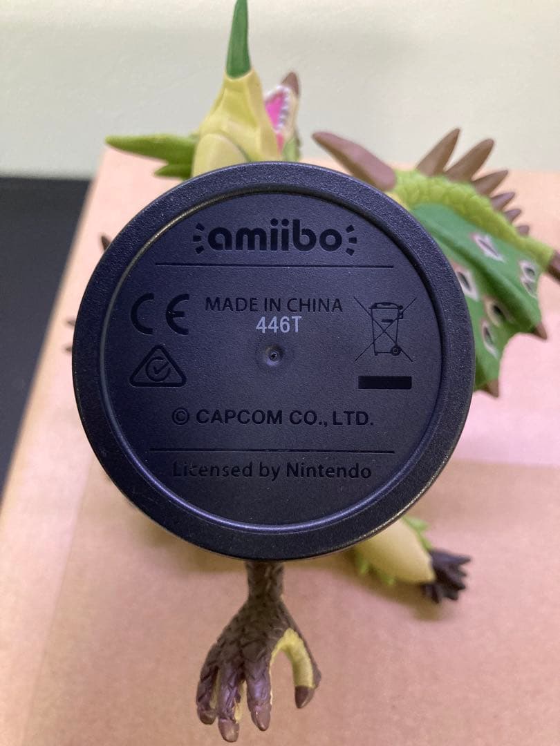 amiibo リオレイア&シュヴァル　アミーボ　モンハンストーリー