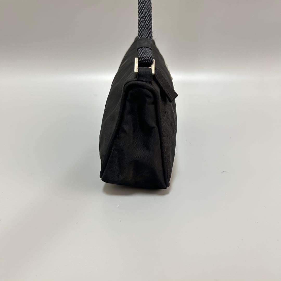 PRADA プラダ アクセサリーポーチ ハンドバッグ ミニバッグ ブラック
