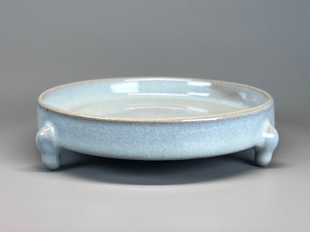 中国美術 景徳鎮 天青釉 磁器 宋 汝窯 三足 置物 工芸品 賞物 皿