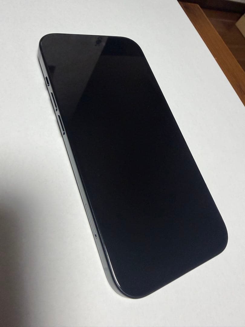 iPhone15 SIMフリー新品 （2025年11月21日本体交換済み