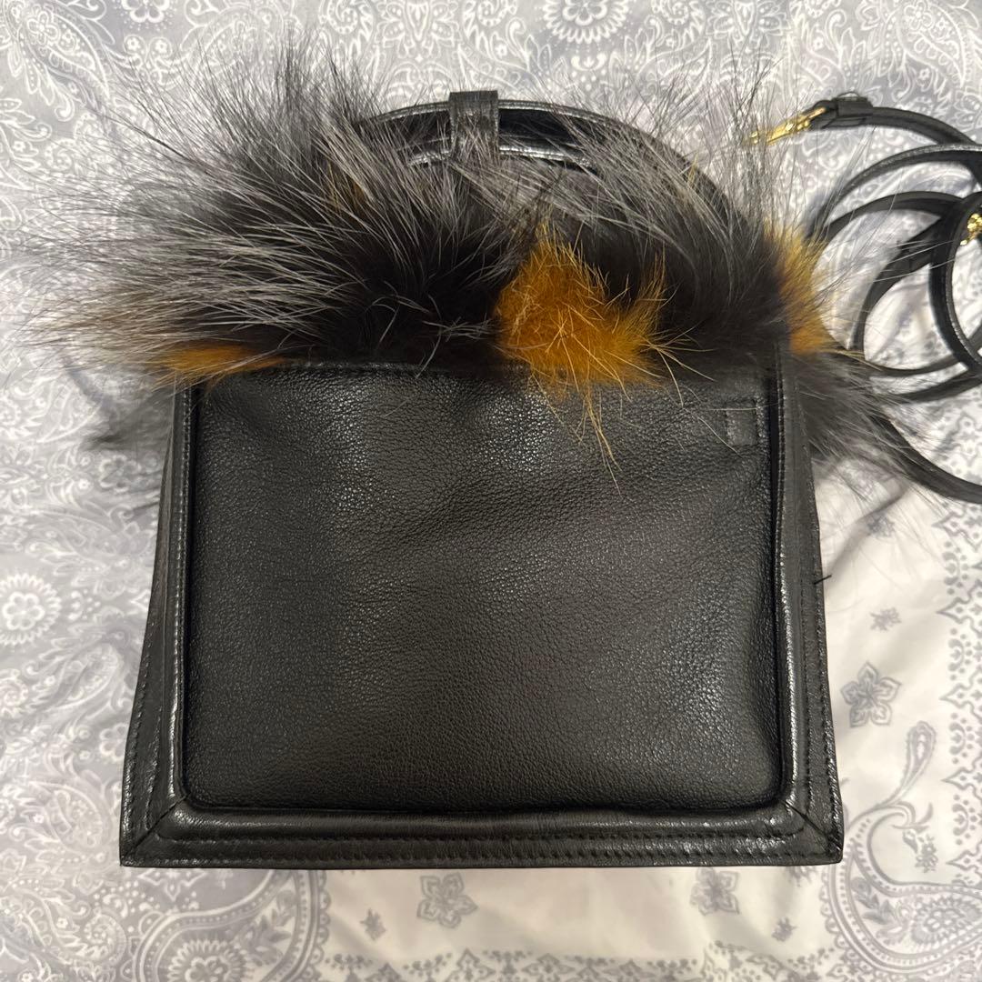 ikot ×nouer フォックスファー　ハンドバッグ
